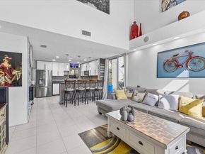 9831 NW 2nd St, Plantation FL 33324