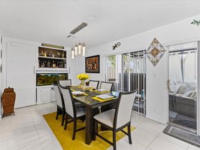 9831 NW 2nd St, Plantation FL 33324