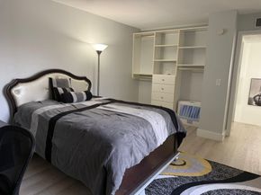 21 Lake Arbor Drive, Palm Springs FL 33461