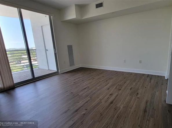 1830 Radius Dr 807, Hollywood FL 33020