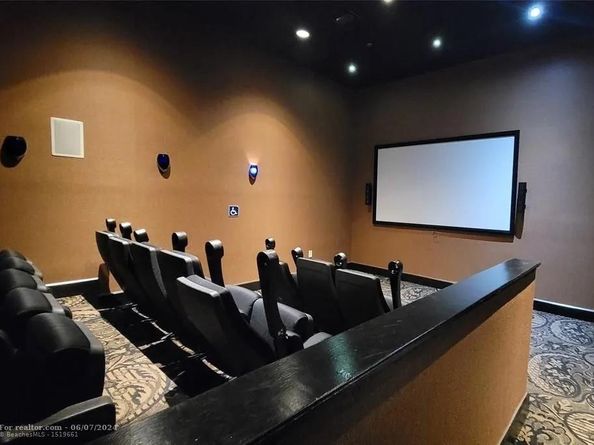 1830 Radius Dr 807, Hollywood FL 33020