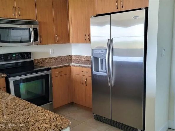 1830 Radius Dr 807, Hollywood FL 33020