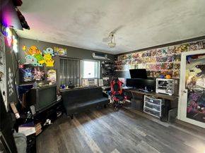 402 S 9th St, Lantana FL 33462