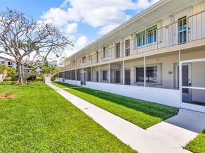 11 SW 4th Ave 29, Boca Raton FL 33432