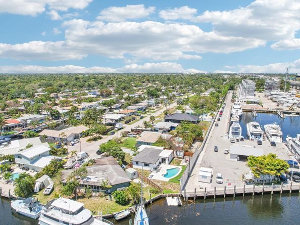 2030 SW 22nd Ave, Fort Lauderdale FL 33312