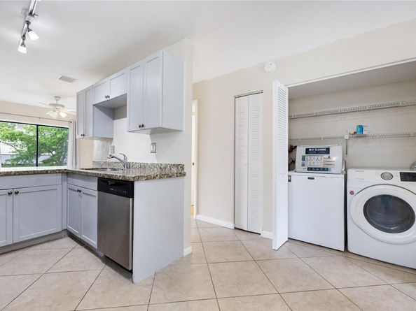 9744 NW 14th St 33, Coral Springs FL 33071