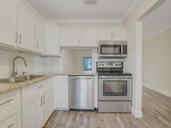 122 Lake Rebecca Drive, West Palm Beach FL 33411