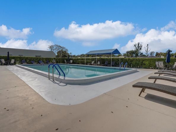122 Lake Rebecca Drive, West Palm Beach FL 33411