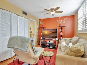 6461 NW 2nd Avenue 512, Boca Raton FL 33487