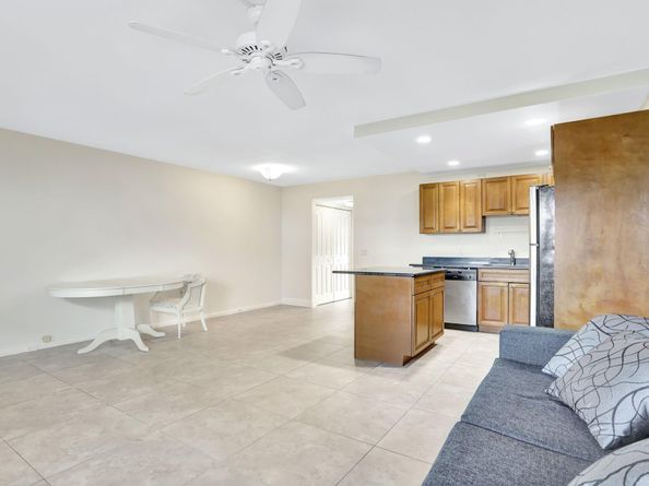 275 Markham M 275, Deerfield Beach FL 33442