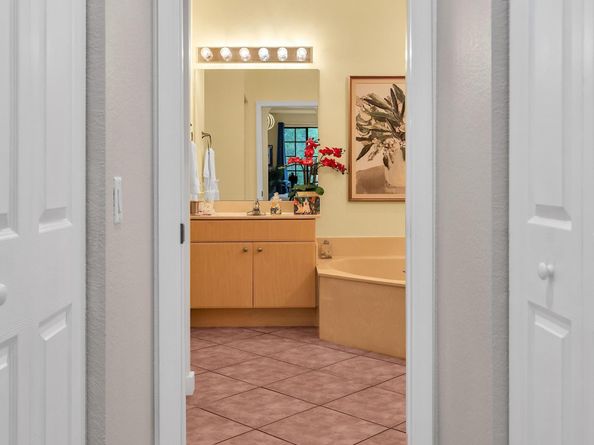 Undisclosed Address #FX-10499083, Weston FL 33326
