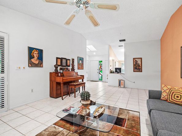 476 Lynbrook Court, Royal Palm Beach FL 33411