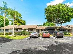 476 Lynbrook Court, Royal Palm Beach FL 33411