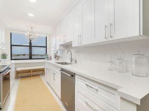 3800 Washington Road 606, West Palm Beach FL 33405