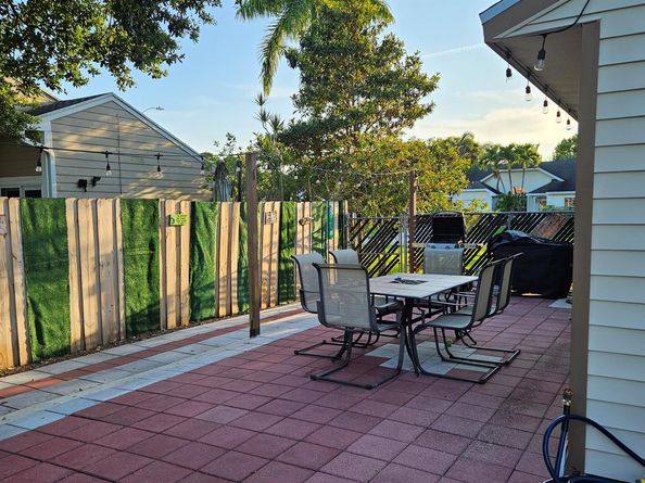 1192 Grandview Circle, Royal Palm Beach FL 33411