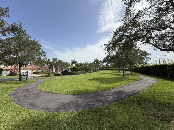 14666 SW 132nd Ct, Miami FL 33186