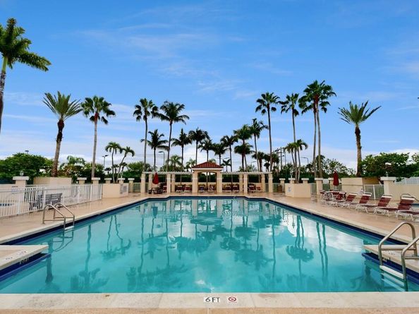 14666 SW 132nd Ct, Miami FL 33186