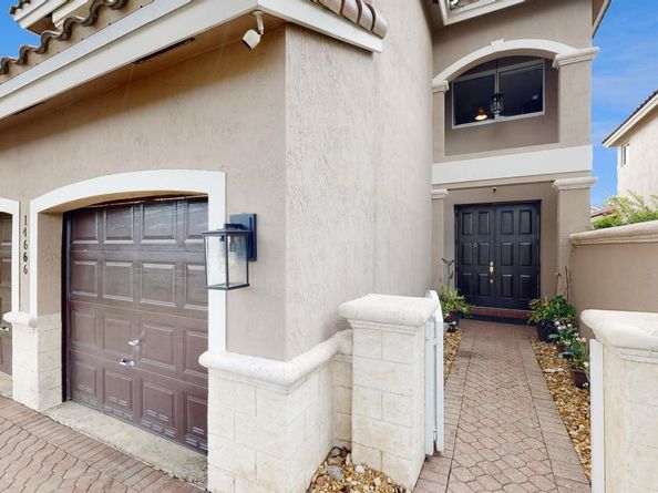 14666 SW 132nd Ct, Miami FL 33186
