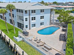 120 Lehane Ter 301, North Palm Beach FL 33408