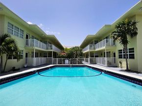 350 S Shore Dr 8, Miami Beach FL 33141