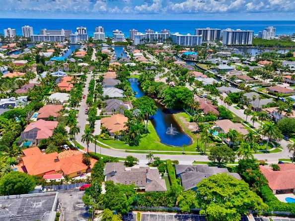7681 NE Morningside Terrace, Boca Raton FL 33487