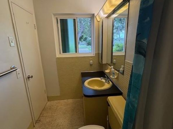 8501 NW 19th St, Pembroke Pines FL 33024