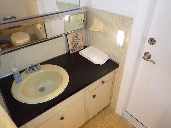 8501 NW 19th St, Pembroke Pines FL 33024