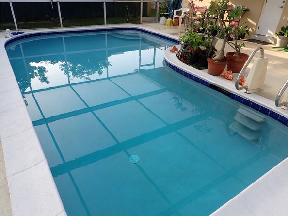 8501 NW 19th St, Pembroke Pines FL 33024
