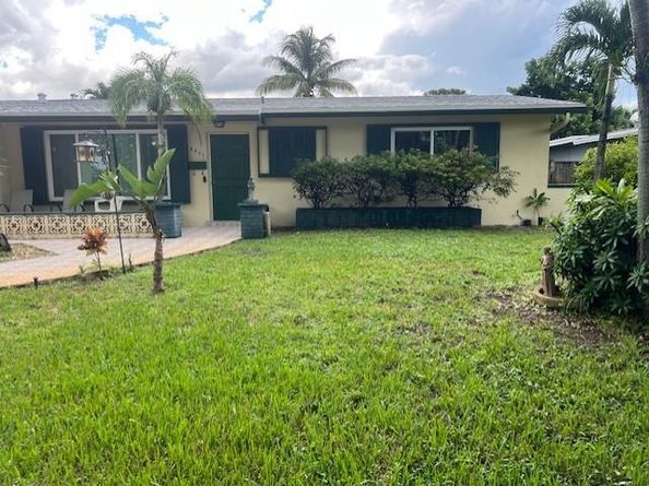 8501 NW 19th St, Pembroke Pines FL 33024
