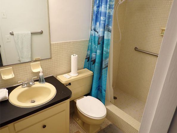 8501 NW 19th St, Pembroke Pines FL 33024
