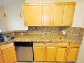 3409 NW 44th St 205, Lauderdale Lakes FL 33309