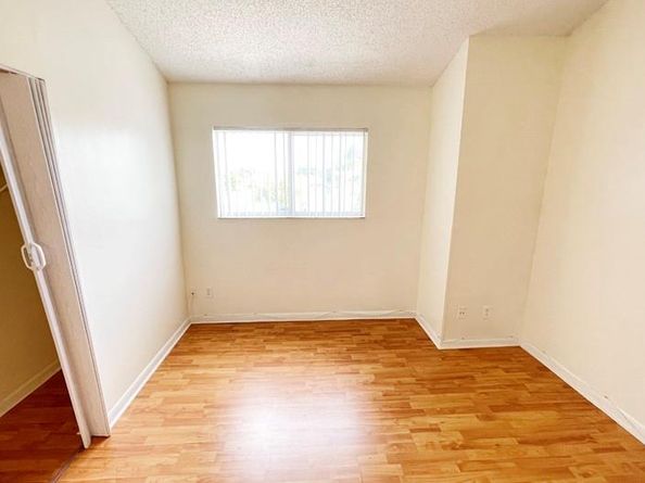 3409 NW 44th St 205, Lauderdale Lakes FL 33309