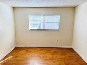 3610 NW 21st St 312, Lauderdale Lakes FL 33311