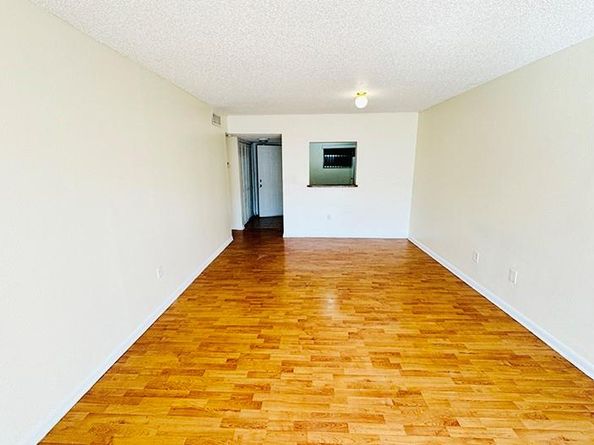 3610 NW 21st St 312, Lauderdale Lakes FL 33311