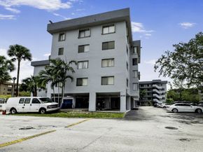 8020 Hampton Blvd 504, North Lauderdale FL 33068