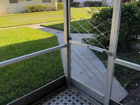 16900 NE 14th Ave 108, North Miami Beach FL 33162