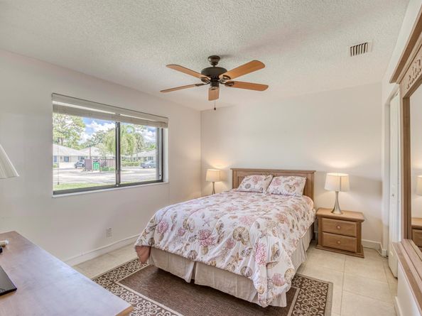 713 Club Drive, Palm Beach Gardens FL 33418