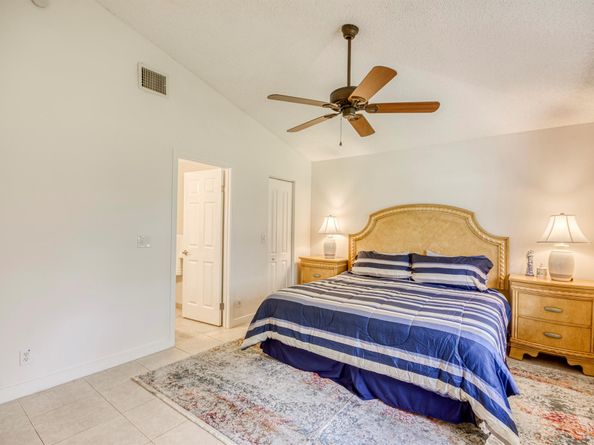 713 Club Drive, Palm Beach Gardens FL 33418