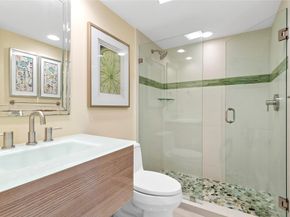 555 Oaks Ln 504, Pompano Beach FL 33069