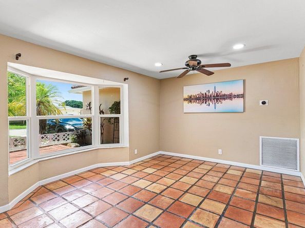 7815 NW 1st Street, Margate FL 33063