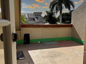3947 Coral Springs Dr 22, Coral Springs FL 33065