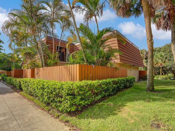 3061 30th Court, Jupiter FL 33477