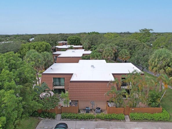 3061 30th Court, Jupiter FL 33477