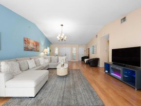 4011 NW 115th Avenue, Coral Springs FL 33065