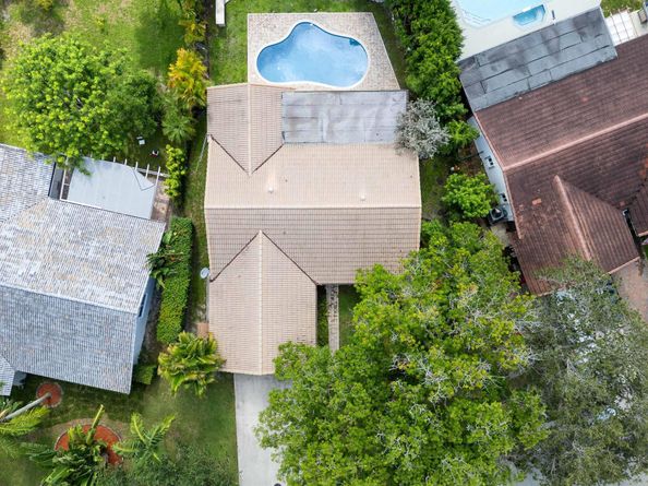 4011 NW 115th Avenue, Coral Springs FL 33065
