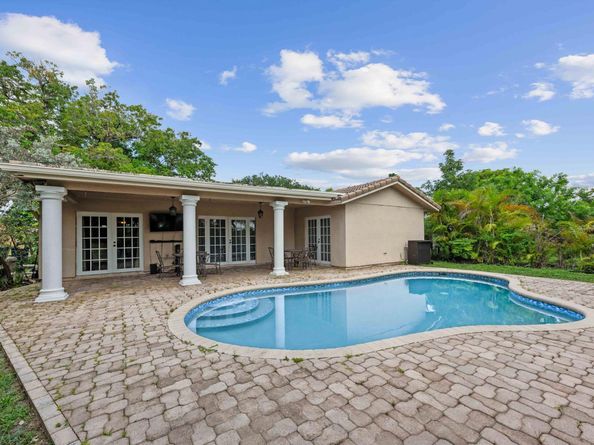 4011 NW 115th Avenue, Coral Springs FL 33065