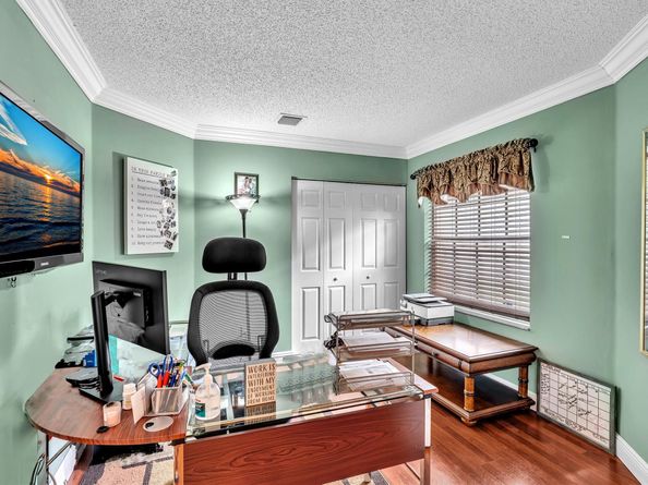 5843 Eagle Cay Ter, Coconut Creek FL 33073
