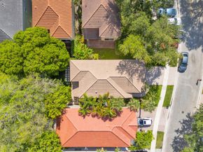 10657 NW 1st St, Plantation FL 33324