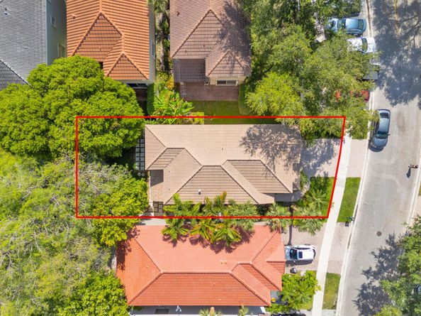 10657 NW 1st St, Plantation FL 33324