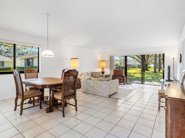 605 Club Drive, Palm Beach Gardens FL 33418